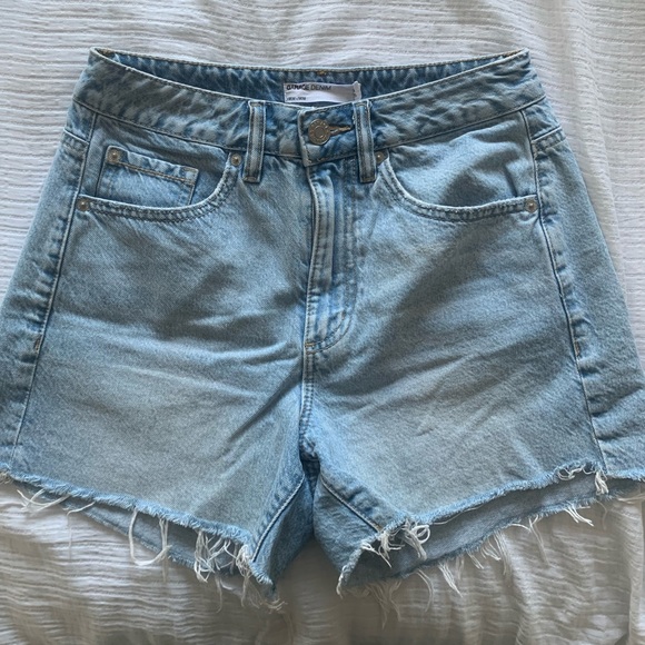 vintage shorts!! - Picture 2 of 4